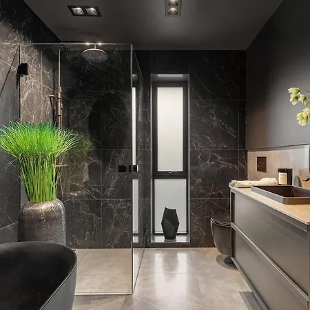 Stunning Views - Free Parking - Luxury - * Sogndal