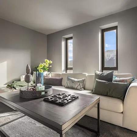 Stunning Views - Free Parking - Luxury - Sogndal